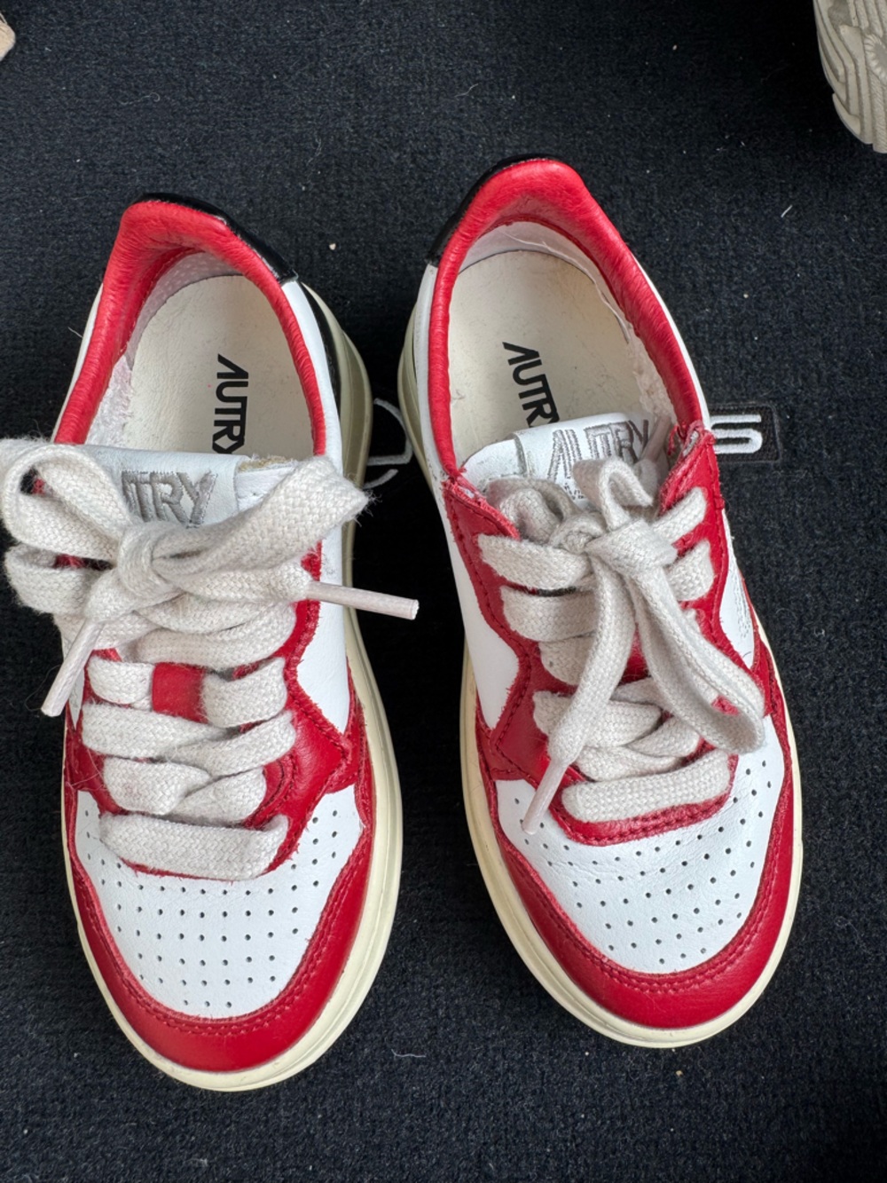 Autry Kids' Low-Top Sneakers in White and Red
